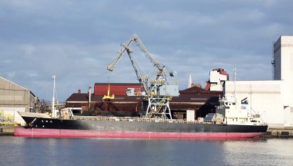 Japón pide explicaciones a EEUU tras el bloqueo de la compra de US Steel