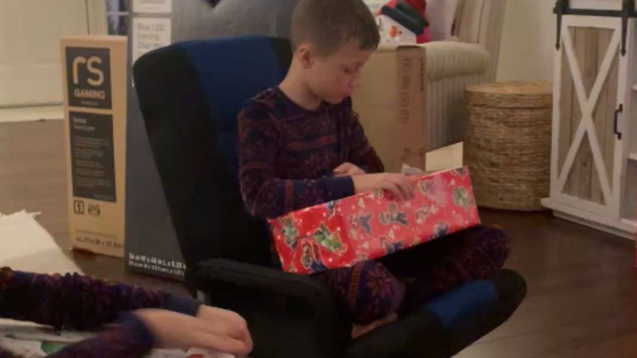 Little boy can't hold back tears when he opens his Oculus VR headset on Christmas