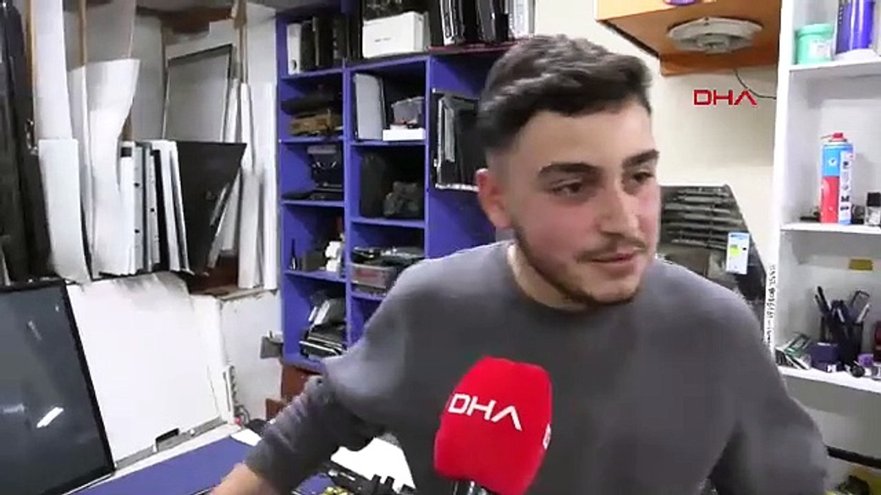 Samsunspor yenilgisinin ardından Trabzonspor taraftarları öfkelerini TV ekranlarından çıkardı
