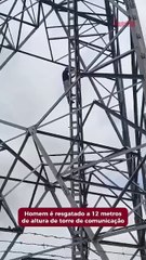 Homem é resgatado a 12 metros de altura de torre de comunicação