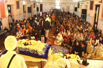वाहे गुरु सिमरन गोविंद, मेरे साहिबा कौन जाने गुण तेरे...