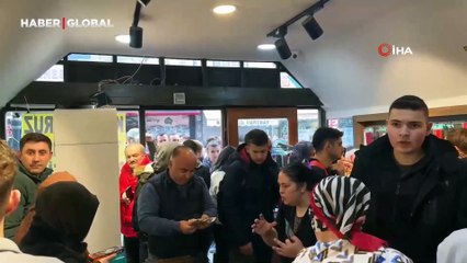 İndirimi duyan mağazaya akın etti