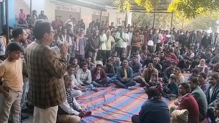 Amidst the day long protest, reconciliation took place in the evening in the presence of ADM, the family of the deceased will get Rs 13 lakh as government assistance.