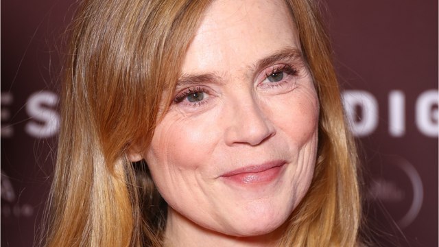 GALA VIDEO - Isabelle Carré, ses rares confidences sur sa vie amoureuse : “Je sais ce que je ne ferais pas”