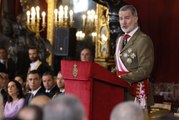 Felipe VI pone en valor la labor de las Fuerzas Armadas tras la DANA