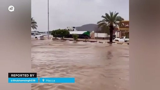 Torrential rains cause severe flooding in Mecca, Saudi Arabia