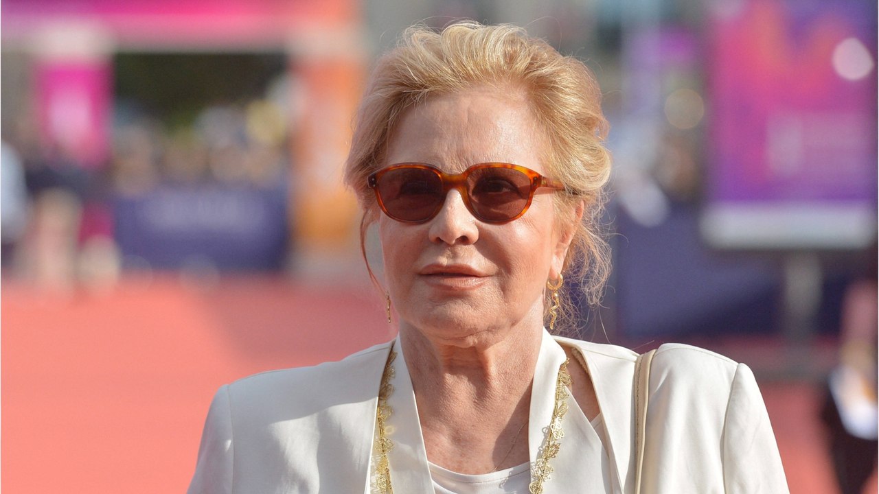 GALA VIDEO - Sylvie Vartan émue en évoquant son lien avec Johnny Hallyday : “Nous étions au diapason”