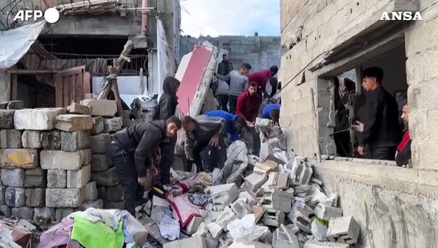 Gaza City, macerie e desolazione dopo l'ennesimo raid israeliano