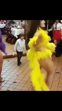 Why keep the children out of the dance floor .. Follow @viraltechnic .. Only for informational purposes...DM for Credits or Removal request. All rights and credits reserved to the respective owner (no copyright intended).