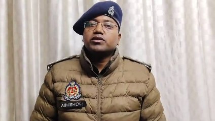 कुशीनगर में सरेराह युवक को मनबढो ने बेल्ट व लात घुसो से पीटा। विडिओ हुआ वायरल। बाइक ओवरटेक को लेकर अज्ञात मनबढ़ों ने की मारपीट। मामला दर्ज कर तलाश ने जुटी पुलिस