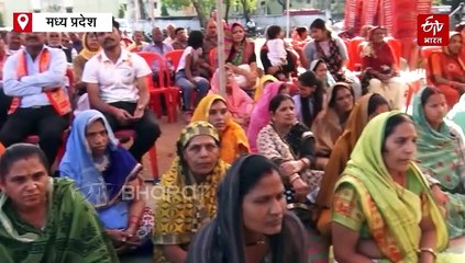 शिक्षकों का अनोखा प्रदर्शन, एक हफ्ते से राजधानी में कर रहे भागवत कथा, जानें क्या है मामला