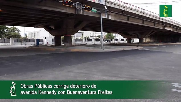 Obras Públicas corrige deterioro de avenida Kennedy con Buenaventura Freites