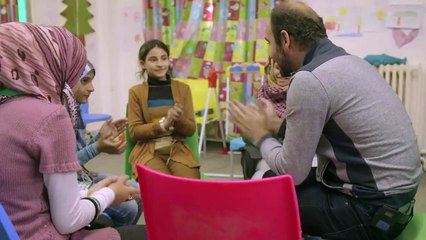 The Music of Strangers (2015) - Bande annonce