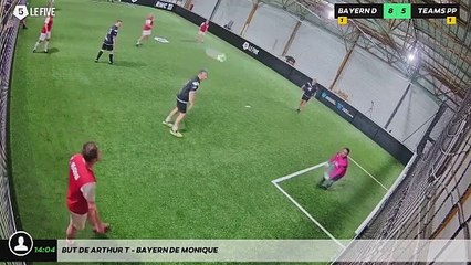 But de Arthur T - Bayern De Monique