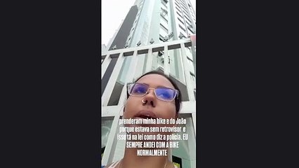 Bicicletas são apreendidas por falta de retrovisor em São Vicente e revolta internet; VÍDEO