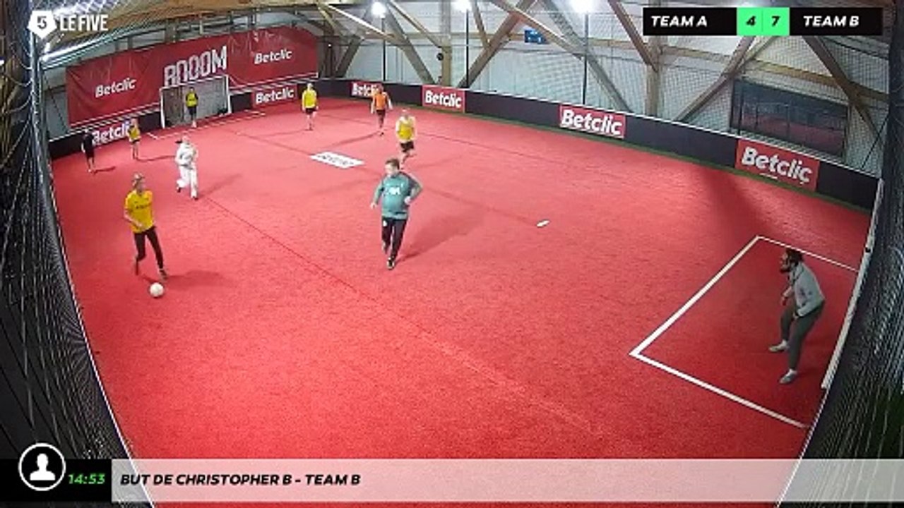 But de Christopher B - Team B