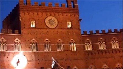 La Befana a Siena, spettacolo in piazza del Campo