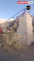 Çin'in Tibet bölgesinde 7.1 büyüklüğünde deprem