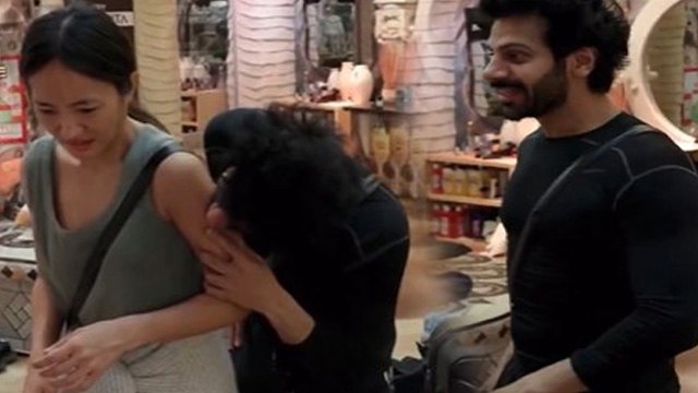Bigg Boss 18: Karanveer Mehra Love Bite To Chum Darang, Public Angry Reaction...| Boldsky