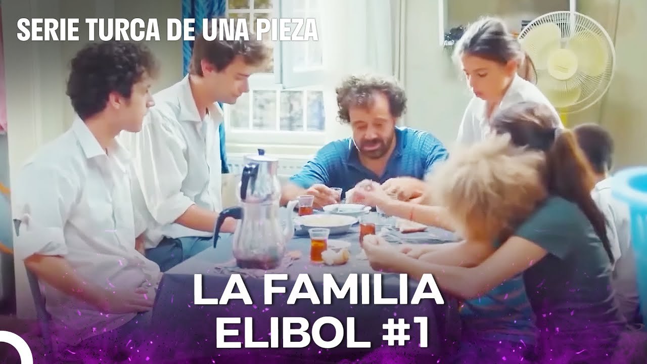 ¿Cómo Pasan Los Días En Nuestra Humilde Casa¿ - Amor De Familia (Doblado en Español)