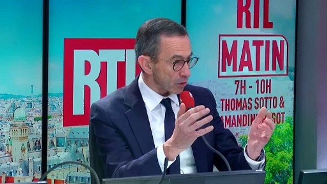 Le Ministre de l'Intérieur, Bruneau Retailleau estime ce matin qu'il faut interdire le voile dans le sport mais également lors des sorties scolaires pour les mères accompagnatrices : C'est en fait l'école hors les murs et il faut changer la loi
