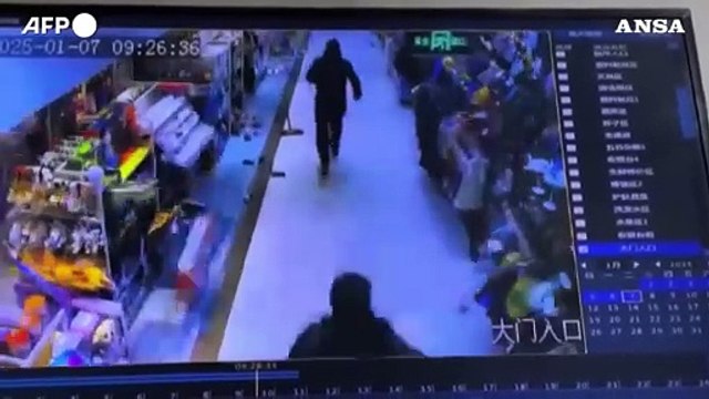 Terremoto in Tibet, si cercano i sopravvissuti fra le macerie