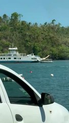 Collision entre deux barges à Mayotte