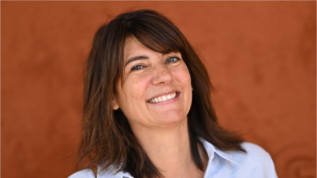 GALA VIDEO - Estelle Denis : Merlin, le fils qu’elle a eu avec Raymond Domenech, est son sosie !