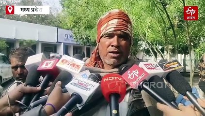 छतरपुर में सरपंच पर 20 लोगों का सामाजिक बहिष्कार करने का आरोप, दलित द्वारा प्रसाद चढ़ाने से जुड़ा है मामला