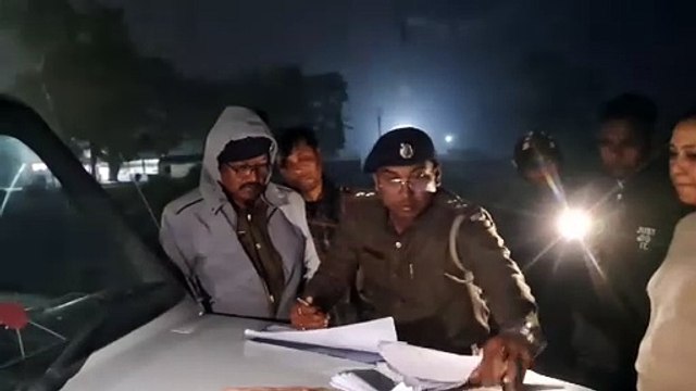 সরকারি বাস থেকে উদ্ধার ৭৫০ গ্রাম ব্রাউন সুগার যার আনুমানিক বাজার দর প্রায় ৭৫ লক্ষ টাকা। ঘটনায় আটক এক মহিলা সহ ২ জন।