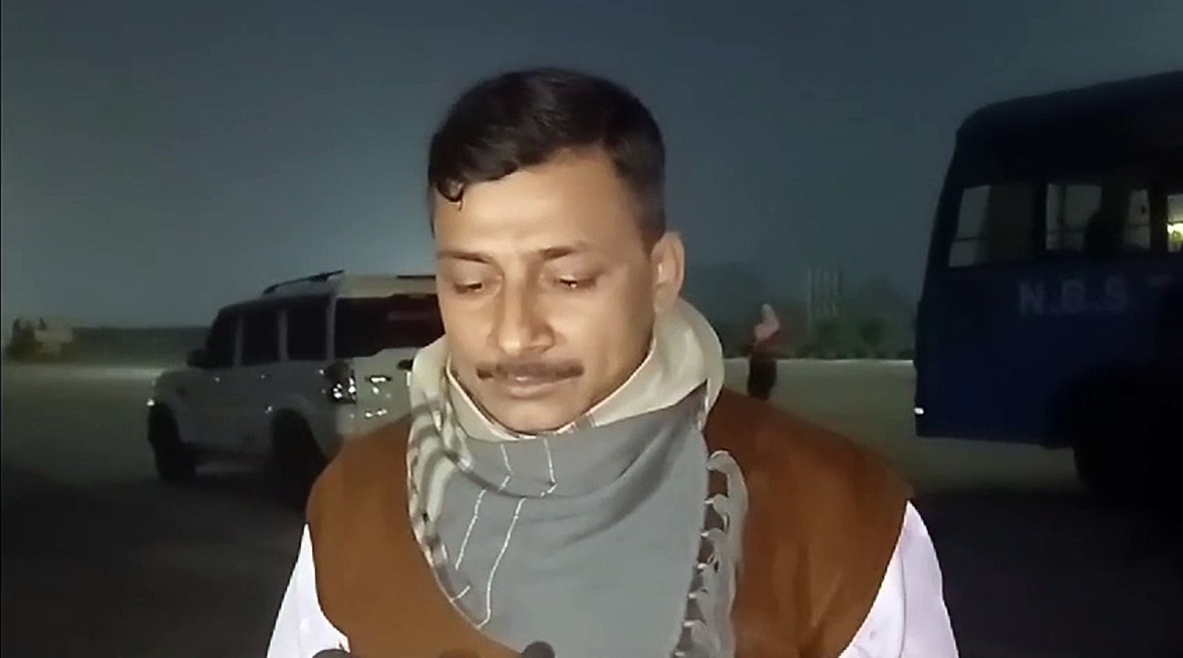 সরকারি বাস থেকে উদ্ধার ৭৫০ গ্রাম ব্রাউন সুগার য...