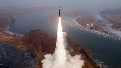 Kim Jong-un dispara un nuevo misil hipersónico de rango medio y cae entre Corea y Japón