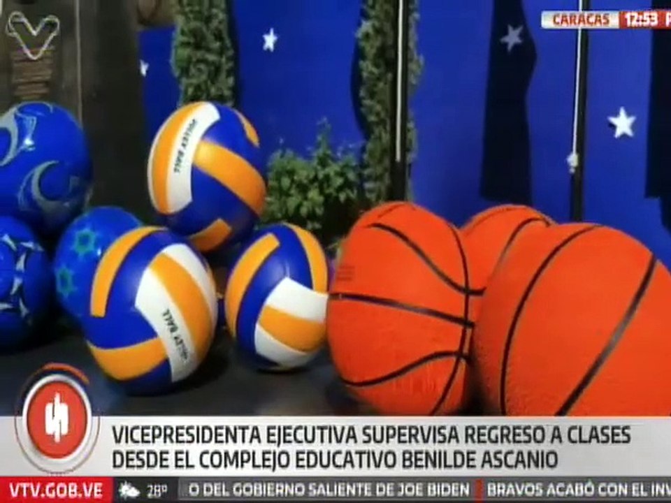 Caracas | Vpdta. Delcy Rodríguez supervisa regreso a clases en el Complejo Educativo Benilde Ascanio