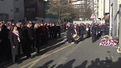 프랑스 '샤를리 에브도 테러' 10주기...참사 현장에서 추모식 열려 / YTN