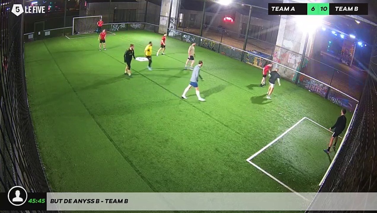 But de Anyss B - Team B