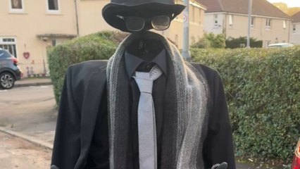 9 y/o dons mindbending 'Headless Man' costume for a Halloween party