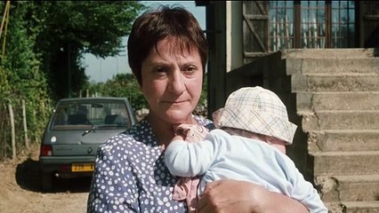 Plus qu'hier, moins que demain (1998) - Bande annonce