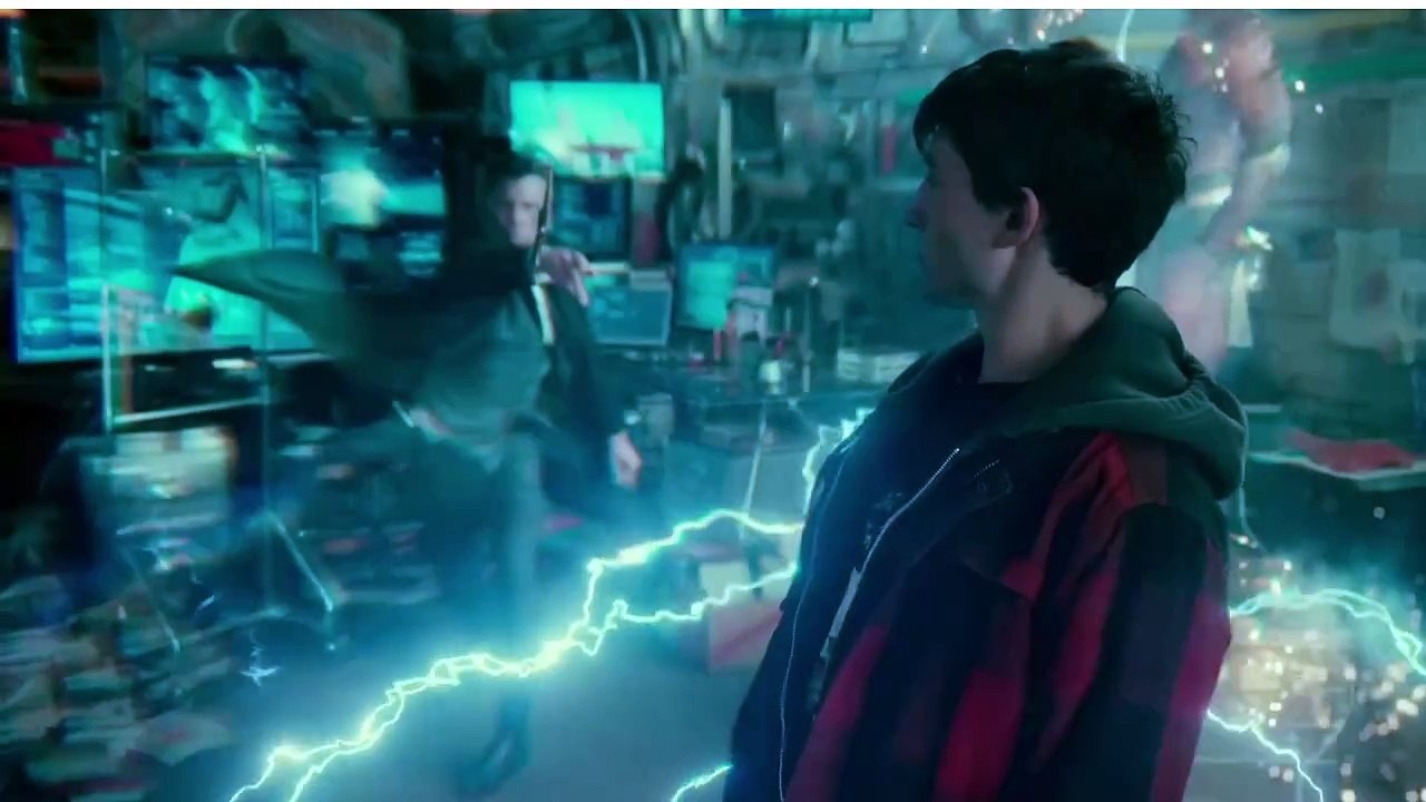 Bruce Wayne Recruits Barry Allen - Justice League 2017 Movie CLIP Hd