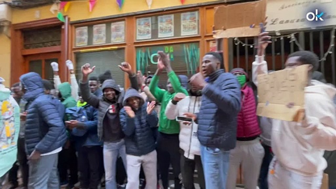 El 'timo de los papeles' La promesa de la ONG Apic Acam a cientos de jóvenes ilegales en Zaragoza