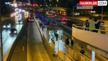 Metrobüs Durağında Havaya Ateş Açan Şahıs Gözaltına Alındı