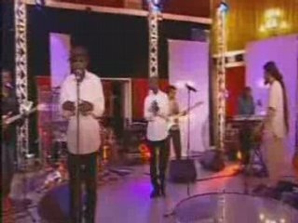 Touré Kunda Bay pa mar