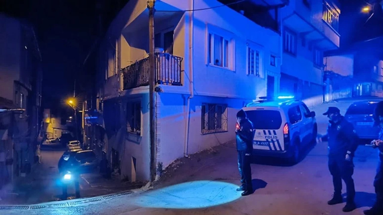 Bursa'da kanlı pusu! Sokakta yürürken 3 kişi silah saldırdı