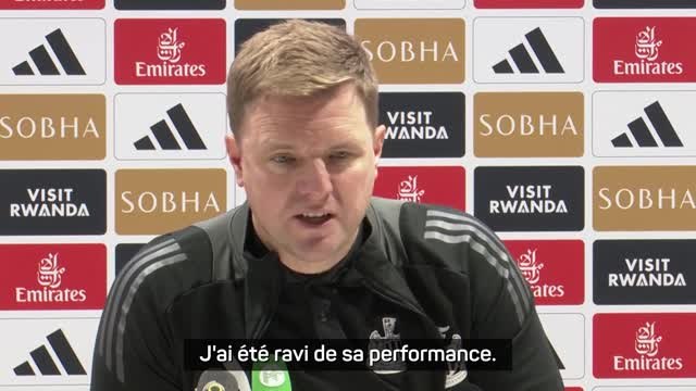 Newcastle - Howe ravi de la performance d'Isak face aux Gunners