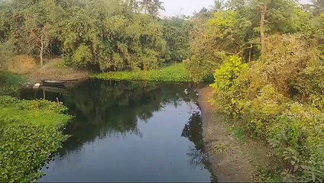 নদীতে কেউ নামবেন না, কারণ ঐ নদীটি পুরোপুরি বাংলাদেশের মধ্যে। বাংলাদেশ সেনাবাহিনীর প্রচারে নতুন করে বিতর্ক। ভারতীয়দের দাবি ঐ নদী ভারতের সীমান্তের মধ্যে। কৃষ্ণনগর বিএসএফ রেঞ্জের রংঘাট এলাকায় একটি নদী