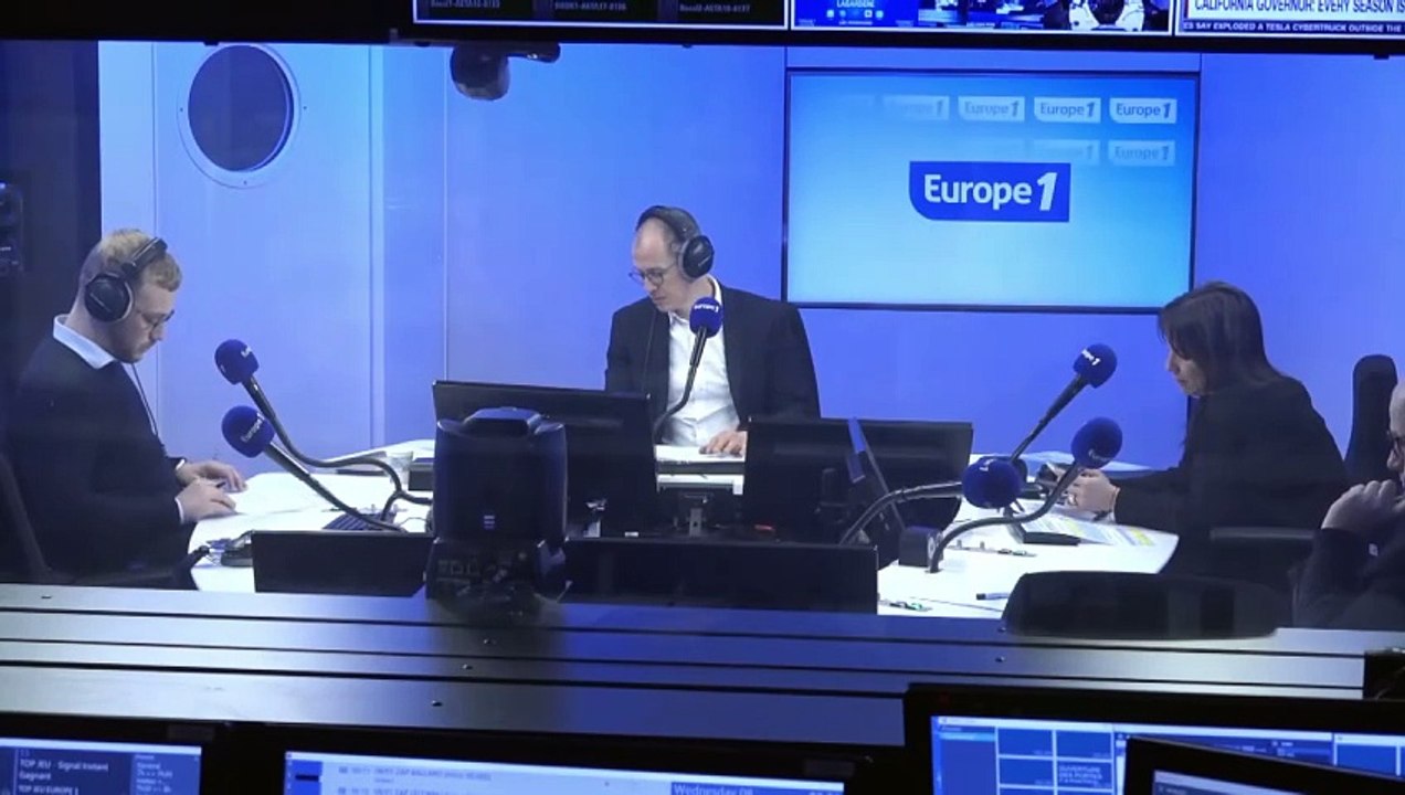 «C'est une page de l'histoire politique de la France qui se tourne» : le zapping politique du décès de Jean-Marie Le Pen