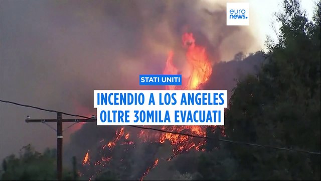 Incendi a Los Angeles: stato d'emergenza e oltre 30mila evacuati, a rischio le ville delle star