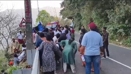 അപകടത്തെക്കുറിച്ച് അടിയന്തര അന്വേഷണം നടത്താൻ എൻഫോഴ്സ്മെന്റ് ജോയിന്റ് ട്രാൻസ്പോർട്ട് കമ്മീഷണർക്ക് ഗതാഗത വകുപ്പ് മന്ത്രി നിർദേശം നൽകി.