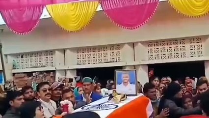 कृपया शहीद सुधीर यादव वाली खबर में इसे भी अपडेट कर ले