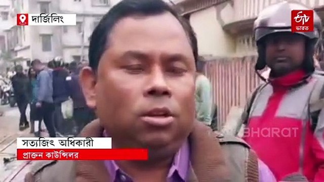 মানসিক ভারসাম্যহীন ছেলেকে তালা মেরে কাজে মা, খেলার ছলে ঘরে লাগালো আগুন, ভয়ানক আগুনে ভস্মীভূত গোটা বাড়ি, অল্পের জন্য প্রাণরক্ষা মানসিক ভারসাম্যহীন কিশোরের