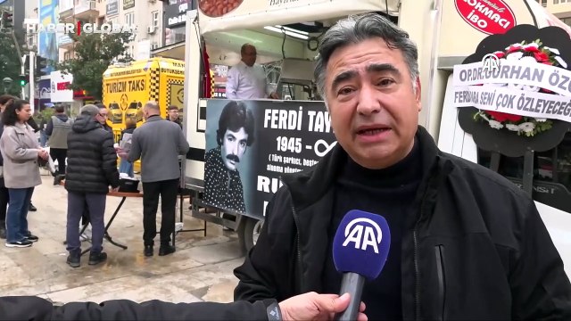 Manisalı hayranlarından Ferdi Tayfur için lokma